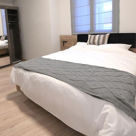 Umbrella Street Center Luxury 2 Bedroom Βουκουρέστι Εξωτερικό φωτογραφία